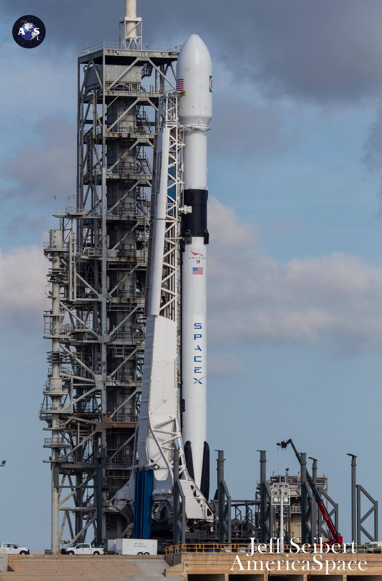 SpaceX Launches New Falcon 9 ‘Block 5’ With Bangabandhu-1, Nails 25th ...