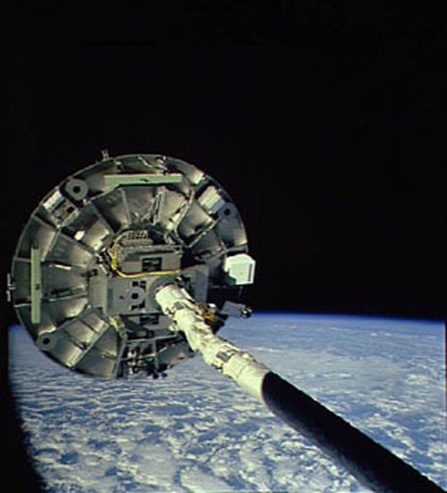 STS-60 Wake Shield Facility. Posted on AmericaSpace. « AmericaSpace