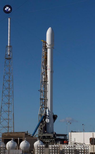 SpaceX Launches Secretive Zuma Payload, Lands Falcon 9 on LZ-1 ...