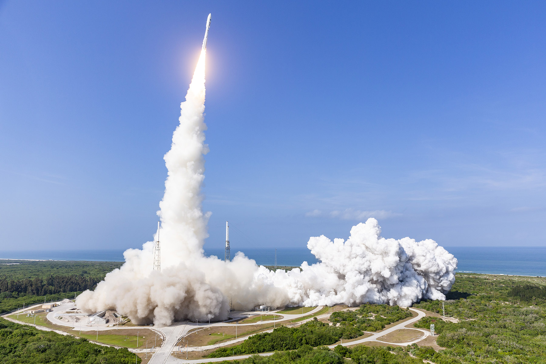 Atlas V Launches AEHF6 Military from Cape Canaveral AmericaSpace