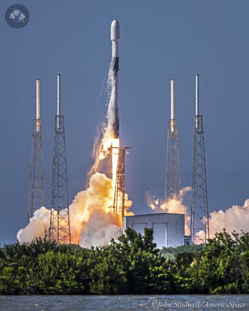 143-Strong Haul of Satellites Set for Sunday SpaceX Launch - AmericaSpace